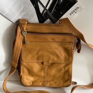 Fossil Crossbody Organizer